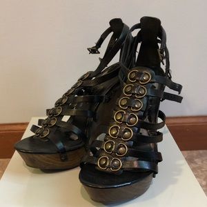 Jessica Simpson wedges